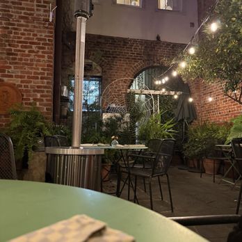 Café Amelie - Backyard - Breakfast & Brunch Near Me - New Orleans, Louisiana Café Amelie - Backyard - Breakfast & Brunch Near Me - New Orleans, Louisiana