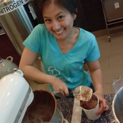 Nicecream - Packing a pin of yummy chocolate chocolate chip.