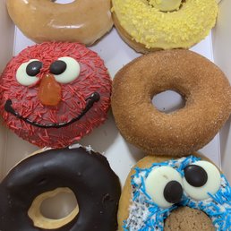 クリスピー クリーム ドーナツ ららぽーと豊洲店 18 Photos Donuts 豊洲2 4 9 東京都江東区 東京都 Japan Phone Number Yelp