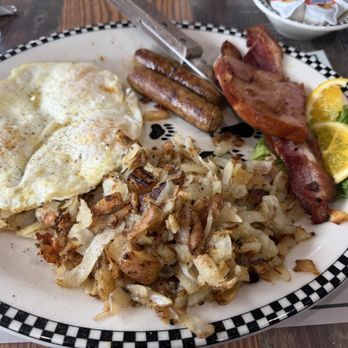 Black Bear Diner Odessa - The GRIZZ (1530-1590 cal) - Diners Near Me - Odessa, Texas Black Bear Diner Odessa - The GRIZZ (1530-1590 cal) - Diners Near Me - Odessa, Texas