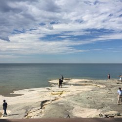 Bayshore Grove - Rocky outcropping