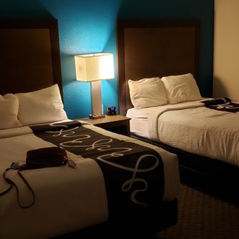 La Quinta by Wyndham Phoenix Chandler - Two full beds - Hotels Near Me - Phoenix, Arizona La Quinta by Wyndham Phoenix Chandler - Two full beds - Hotels Near Me - Phoenix, Arizona