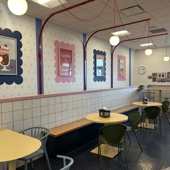 Snelgrove Ice Cream - Desserts Near Me - Herriman, Utah