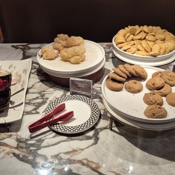 Dragon Legend - Chinese Near Me - Markham, Ontario Dragon Legend - Chinese Near Me - Markham, Ontario