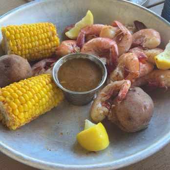 Catch 110 - Seafood Near Me - Biloxi, Mississippi