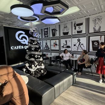 Cafes Quan - Chat area - Coffee & Tea Near Me - San Jose, California
