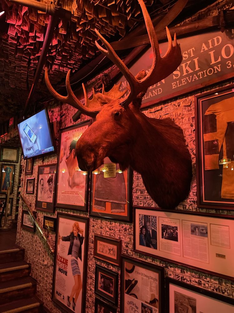 McGuire's Irish Pub