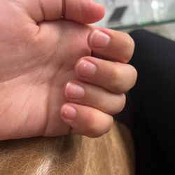 Venetian Nail Spa Kendall Village - Terrible and weak nails