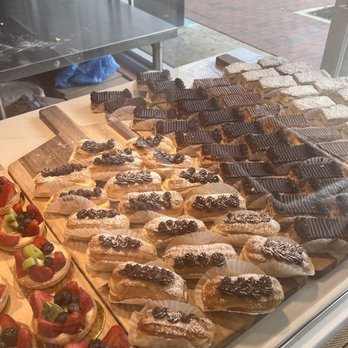Party Cake Bakery - Bakeries Near Me - Miami, Florida Party Cake Bakery - Bakeries Near Me - Miami, Florida
