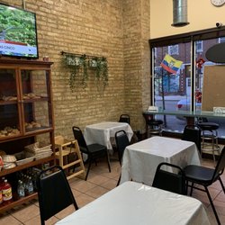 La Casa del Pan Bakery - Seating area
