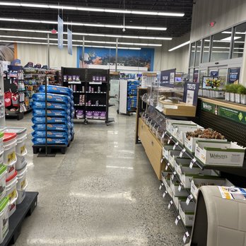 Petco - Pet Groomers Near Me - Spokane, Washington