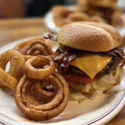 Clark's Landing - Clark burger with onion rings