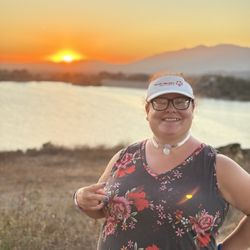 Bonelli Bluffs RV Resort & Campground - Me and the beautiful lake