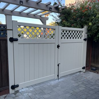 Ergeon - Driveway gate - Fences & Gates Near Me Ergeon - Driveway gate - Fences & Gates Near Me