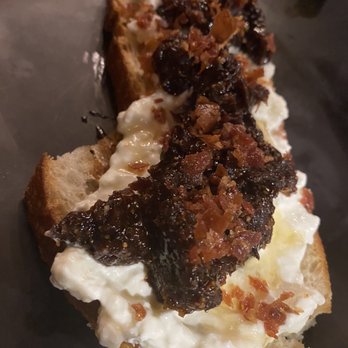 The Last Word - Fig Toast - Cocktail Bars Near Me - Huntington, New York