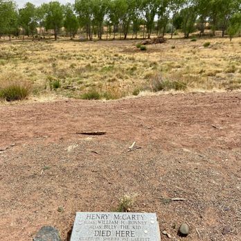 Fort Sumner Cemetery - Located on old Fort Sumner. Former site of the Maxwell House. - Landmarks & Historical Buildings Near Me - Fort Sumner, New Mexico