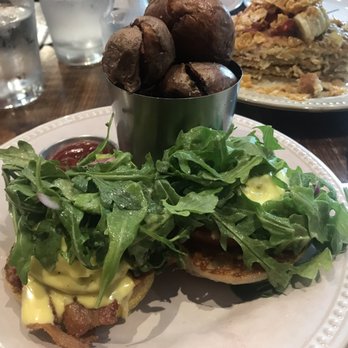 Scratch Kitchen - B.L.T Eggs Benny - Breakfast & Brunch Near Me - Honolulu, Hawaii