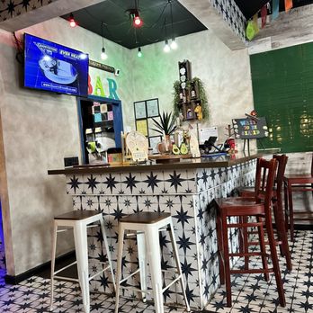 Que Bueno Bar & Grill - Mexican Near Me - Irmo, South Carolina