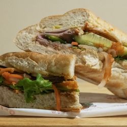 BenThanh Vietnamese Bistro - Banh Mi