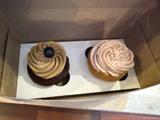 Charm City Cakes by null