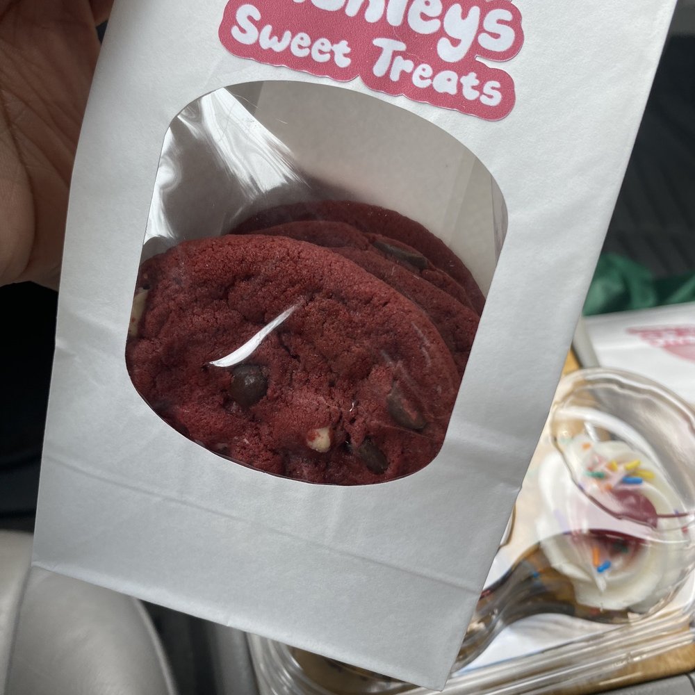 Ashleys Sweet Treats - Cookies are great too - Desserts Near Me - Mount Vernon, New York