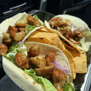 Bubbakoo's Burritos - General Tao's fried cauliflower tacos (3) - Mexican Near Me - Jacksonville, Florida