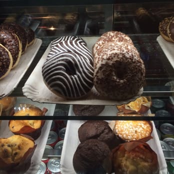 Cup Cap's Coffee - Cupcakes Near Me - Naples, NA