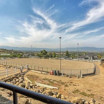 Roxy Rose Ranch - Large lighted outdoor arena - Horseback Riding Near Me - Medford, Oregon Roxy Rose Ranch - Large lighted outdoor arena - Horseback Riding Near Me - Medford, Oregon