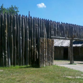 Fort Mandan - Replica of fort - Landmarks & Historical Buildings Near Me - Washburn, North Dakota
