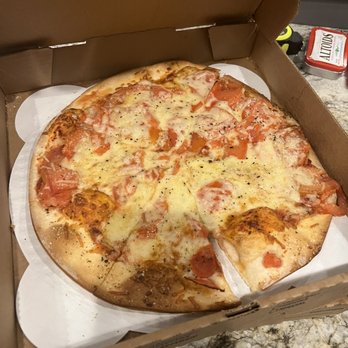 Pizza King - Margarita Pizza Special - Pizza Near Me - Council Bluffs, Iowa Pizza King - Margarita Pizza Special - Pizza Near Me - Council Bluffs, Iowa