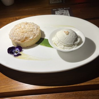 The Olelo Room - Hawaiian Near Me - Kapolei, Hawaii The Olelo Room - Hawaiian Near Me - Kapolei, Hawaii