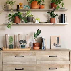 Custom wooden shelves for @i_see_plant.