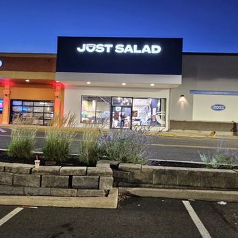 Just Salad - Salad Near Me - Woodbridge, New Jersey