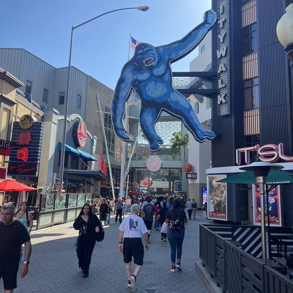 Universal City Walk - Shopping Centers Near Me - Universal City, California Universal City Walk - Shopping Centers Near Me - Universal City, California