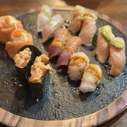 Hug sushi