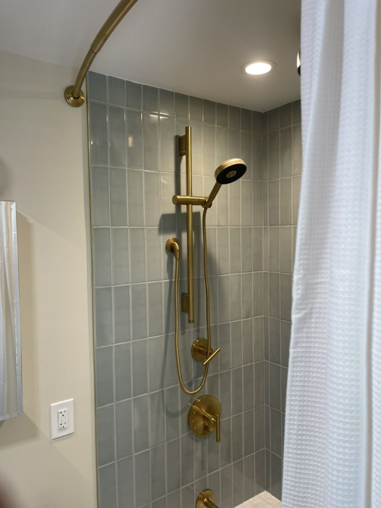 Slide of Lou's Plumbing