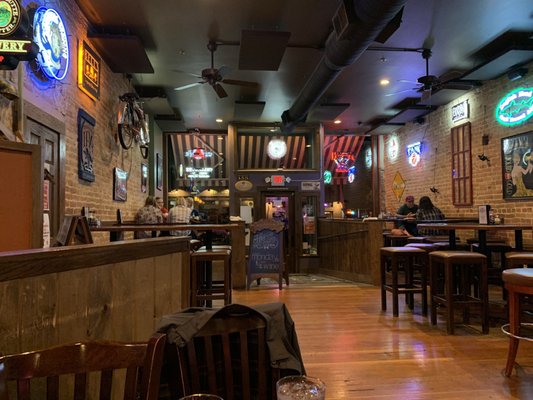 independent ale house