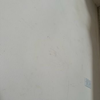 Lux Property Management - Dingy wall in guest room - Property Management Near Me - Portland, Oregon
