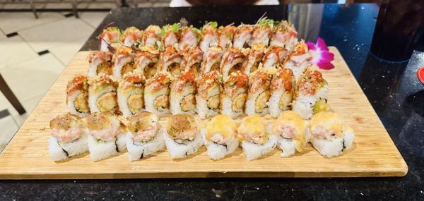 Tang's Sushi by null