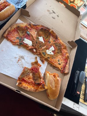 Mangia Pizza by null