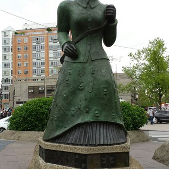 Harlem - Statue of Harriet Tubman - Local Flavor Near Me