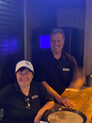 On the Rocks Bar & Grill by null