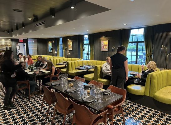 Kimpton Armory Hotel Bozeman by null