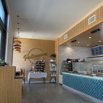 Pokéwaves - Inside - Poke Near Me - Santa Barbara, California Pokéwaves - Inside - Poke Near Me - Santa Barbara, California