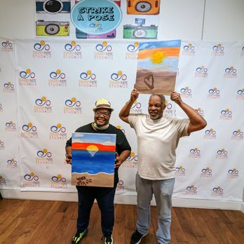Starry Nite Studios - Paint & Sip Near Me - Brentwood, California