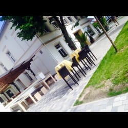 Trattoria