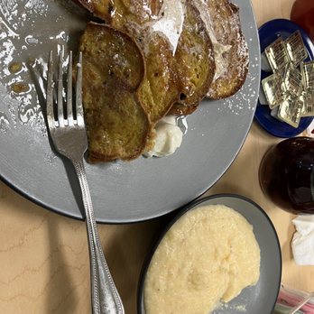 Cafe 1485 - French toast and grits - Burgers Near Me - Newnan, Georgia