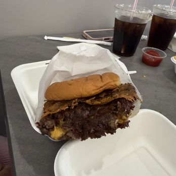 Sign Smash Burger - Signature burger - Burgers Near Me - Orange, California Sign Smash Burger - Signature burger - Burgers Near Me - Orange, California