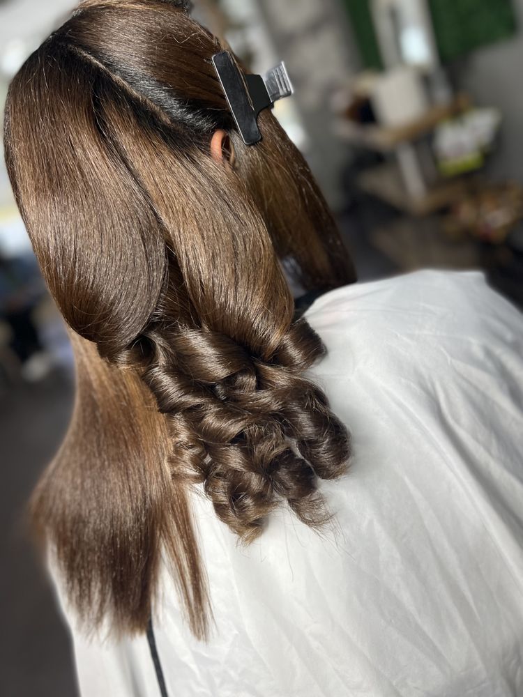 DAISY’S SALON & BOUTIQUE Updated August 2024 8342 Veterans Pkwy, Columbus, Hair