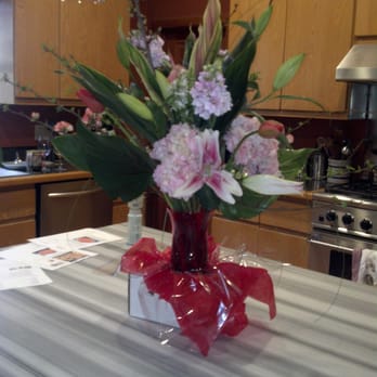 Flowers by Myrna - Florists Near Me - Oakland, California